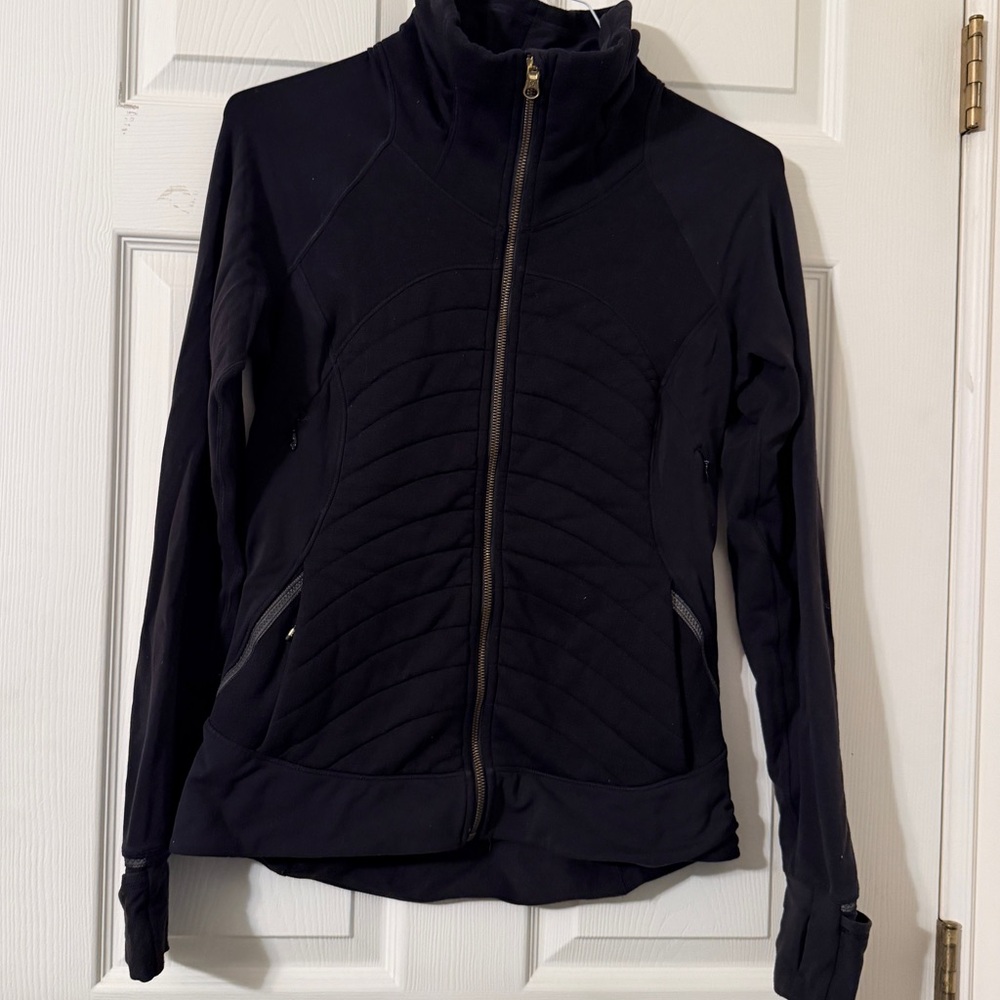 Lululemon fleece out jacket size 8 - Picture 3 of 8